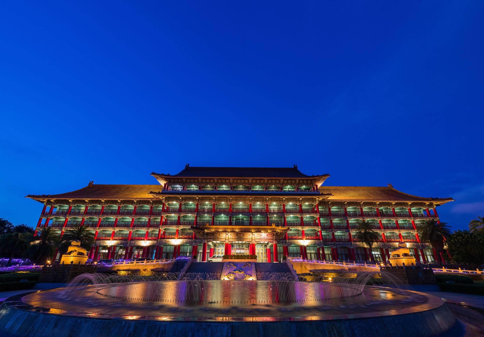 The Grand Hotel Гаосюн Экстерьер фото